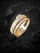 Marco Bicego Masai 18 carat gold ring with 9 diamonds